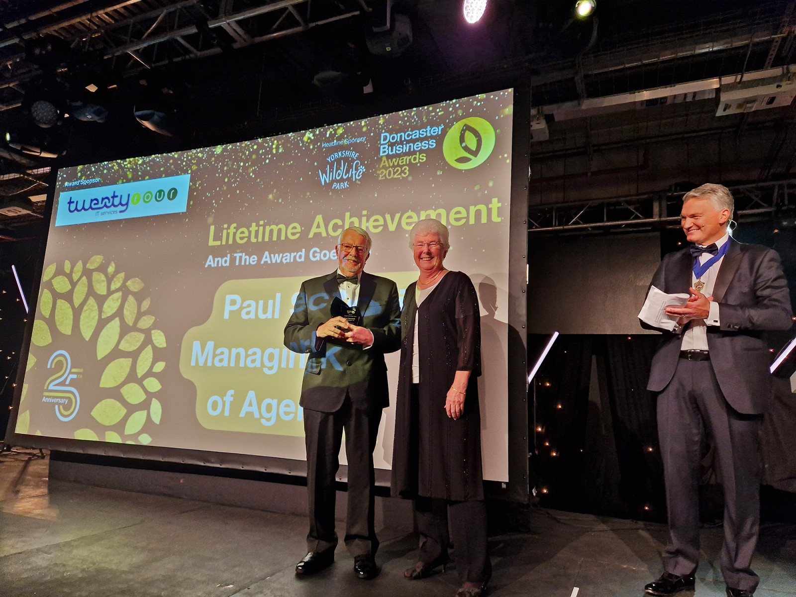 Precision engineering boss receives Lifetime Achievement award